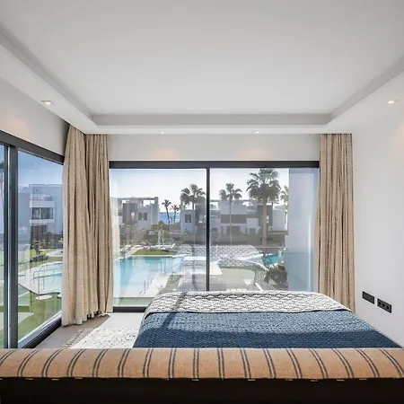 Luxury Townhouse * 에스테포나